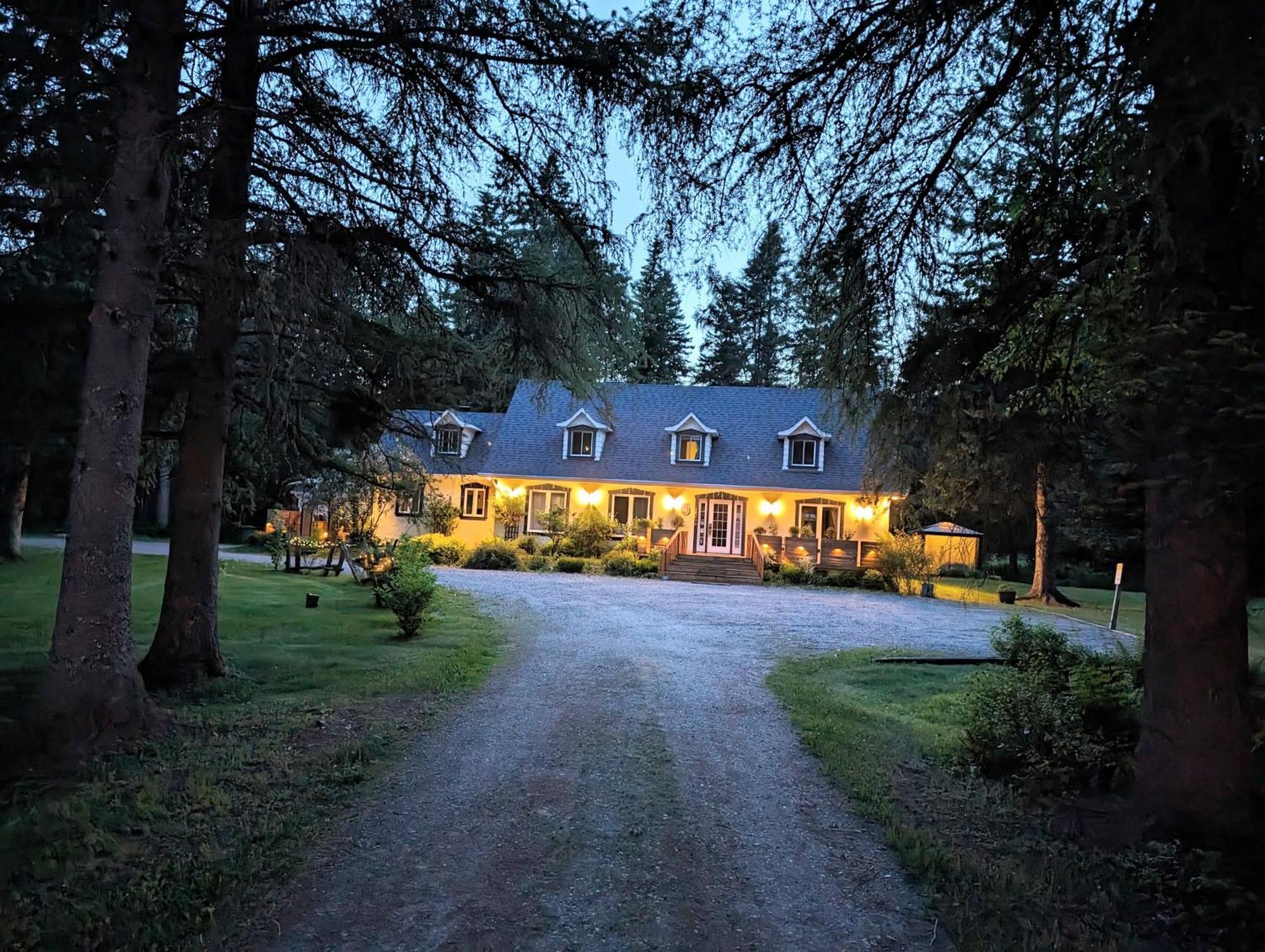 Bed and Breakfast La Tremblante Мон-Трамблан Екстер'єр фото